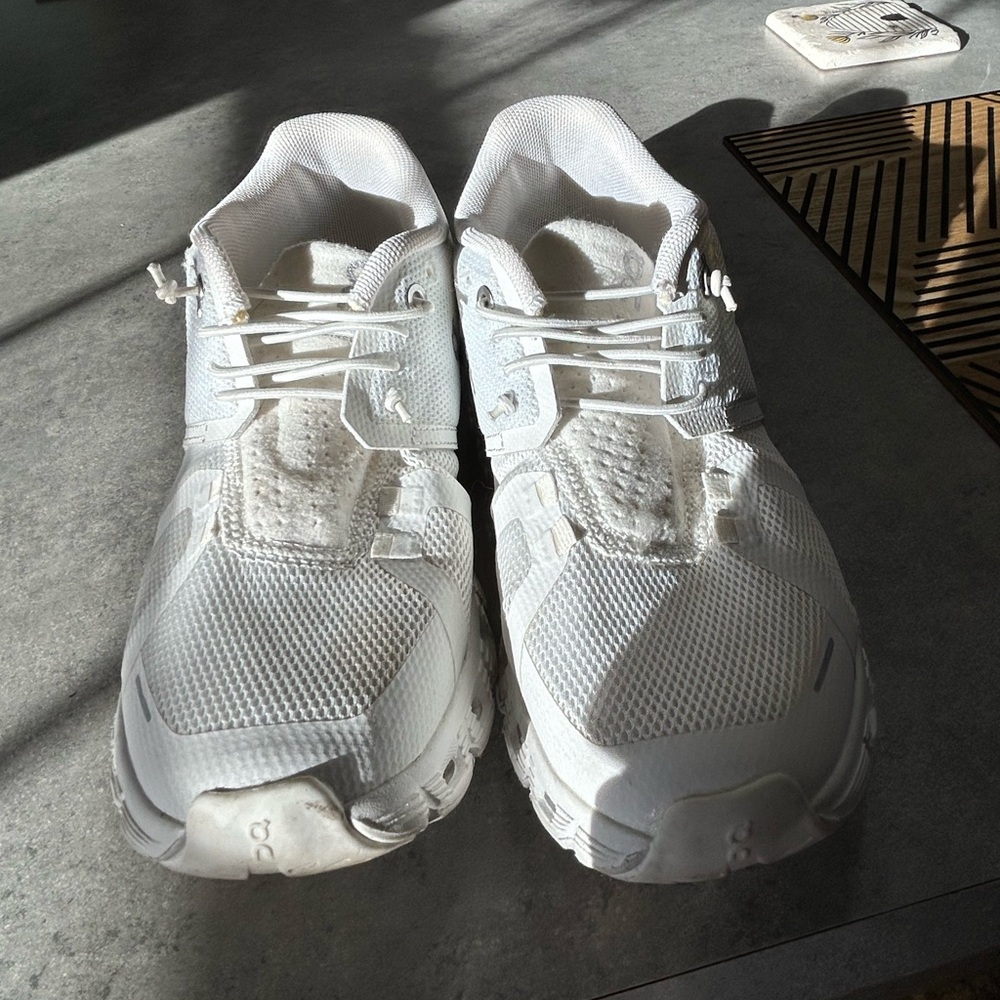 Cloudtec 5.5 US Med Sneakers